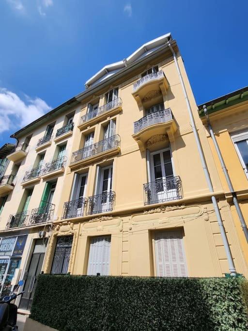 Nice Fac St Jean D'Angely 外观 照片